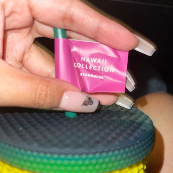 Starbucks cup Hawaii - Picture 2 of 2